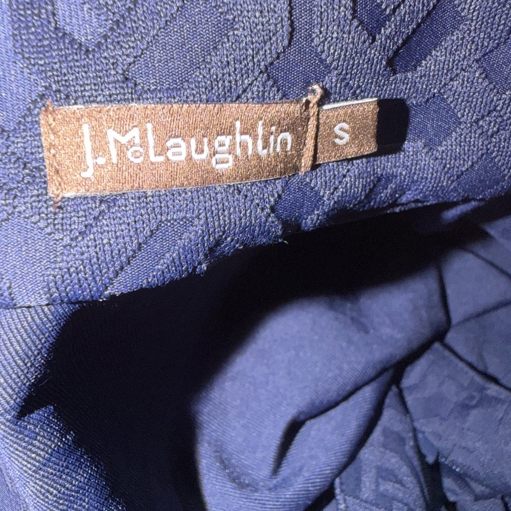 J. McLaughlin Textured Navy Top - Picture 4 of 9
